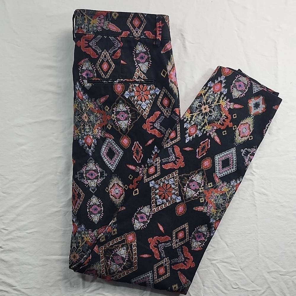 Zara Black Straight Leg Pants with Geometric Pattern